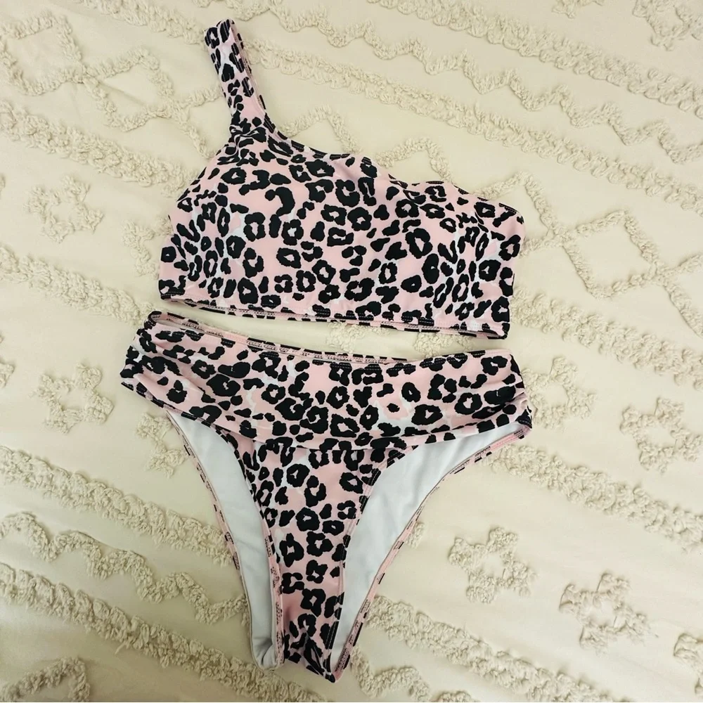 Leopard Print One-Shoulder Bikini Set - Picture 2 of 2